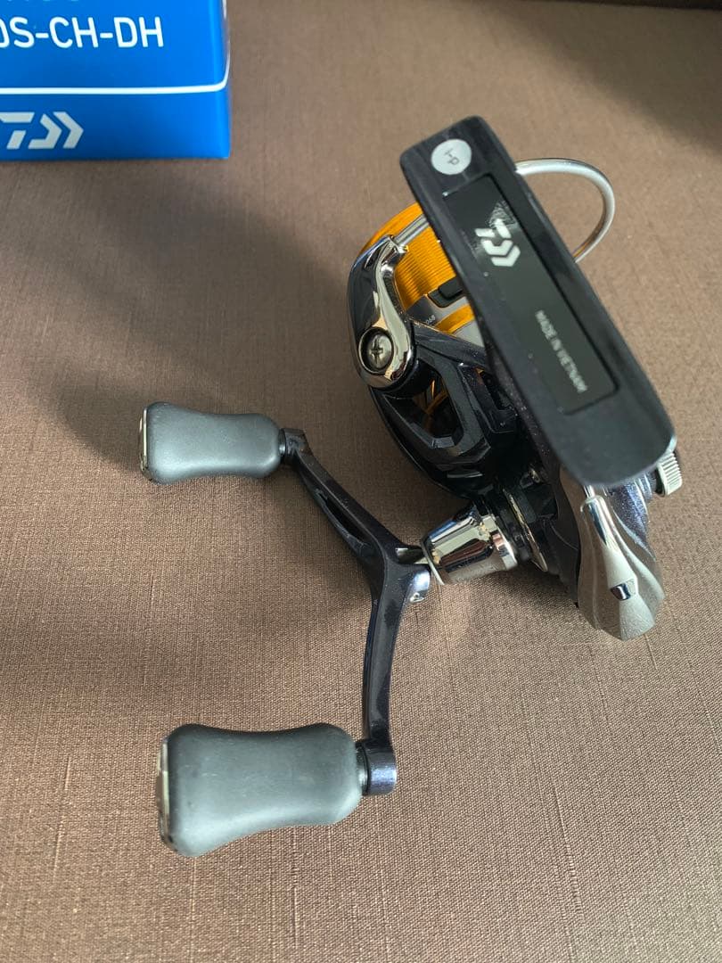 DAIWA REVROS LT 3000-CH-DH リール