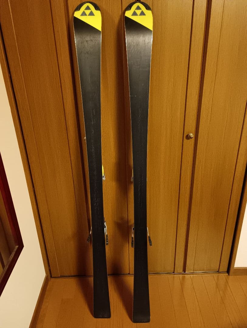 Fischer RC4 World Cup SLスキー 165cm　フィッシャー