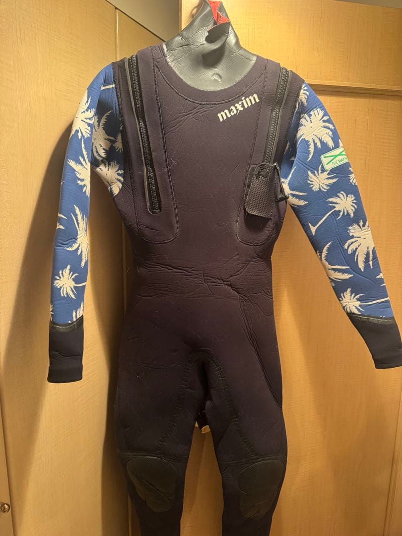 【美品】maxim ドライスーツ MLサイズ