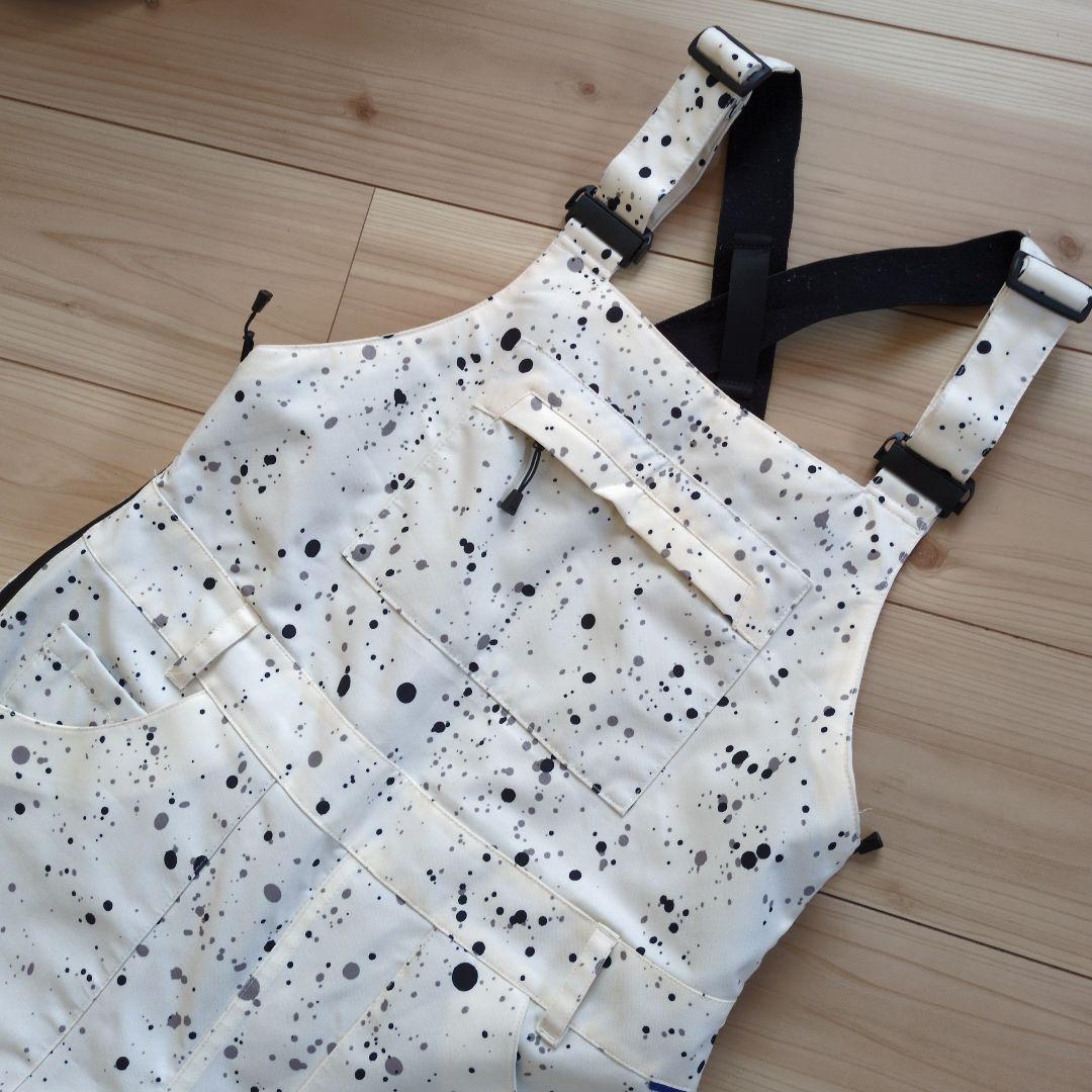美品　Burton スノーボードウェア ホワイト スプラッター　ビブパンツ
