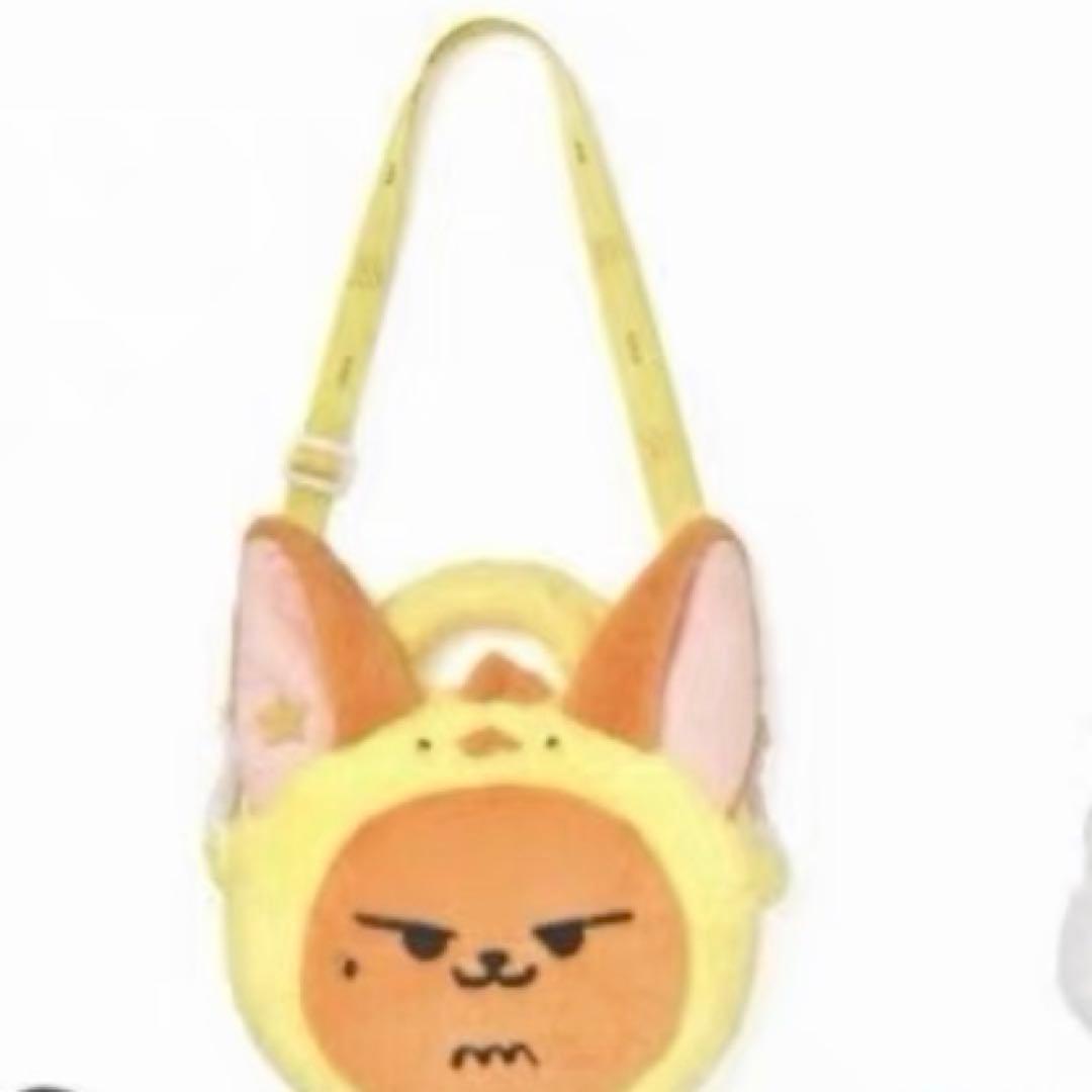 新品未開封　TXT PPLUBAT ファンチュン　クロスバッグ