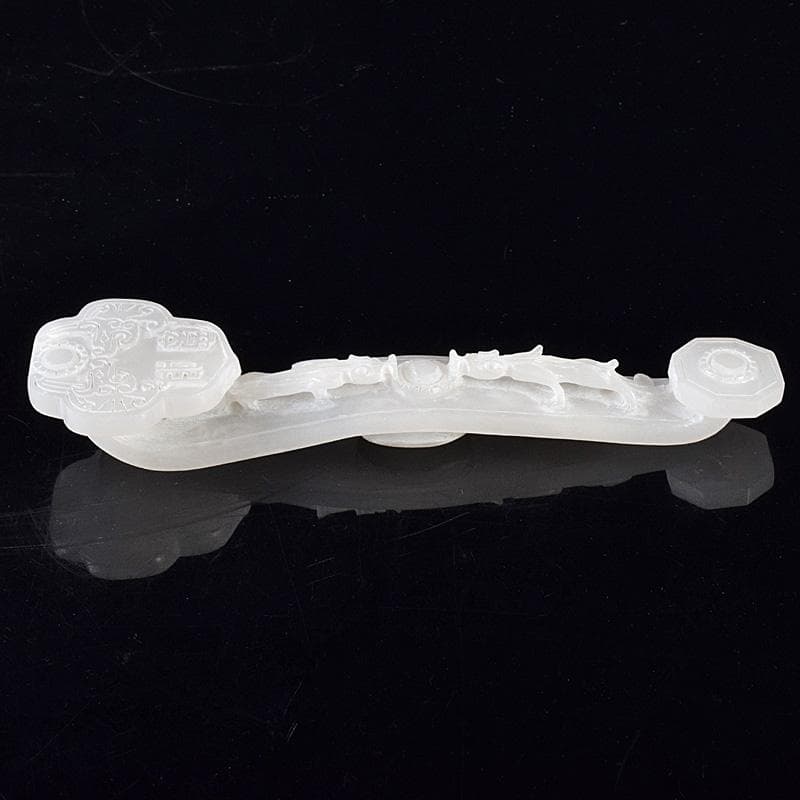 中国　玉石白玉彫刻　神獣刻　如意　M　R8033