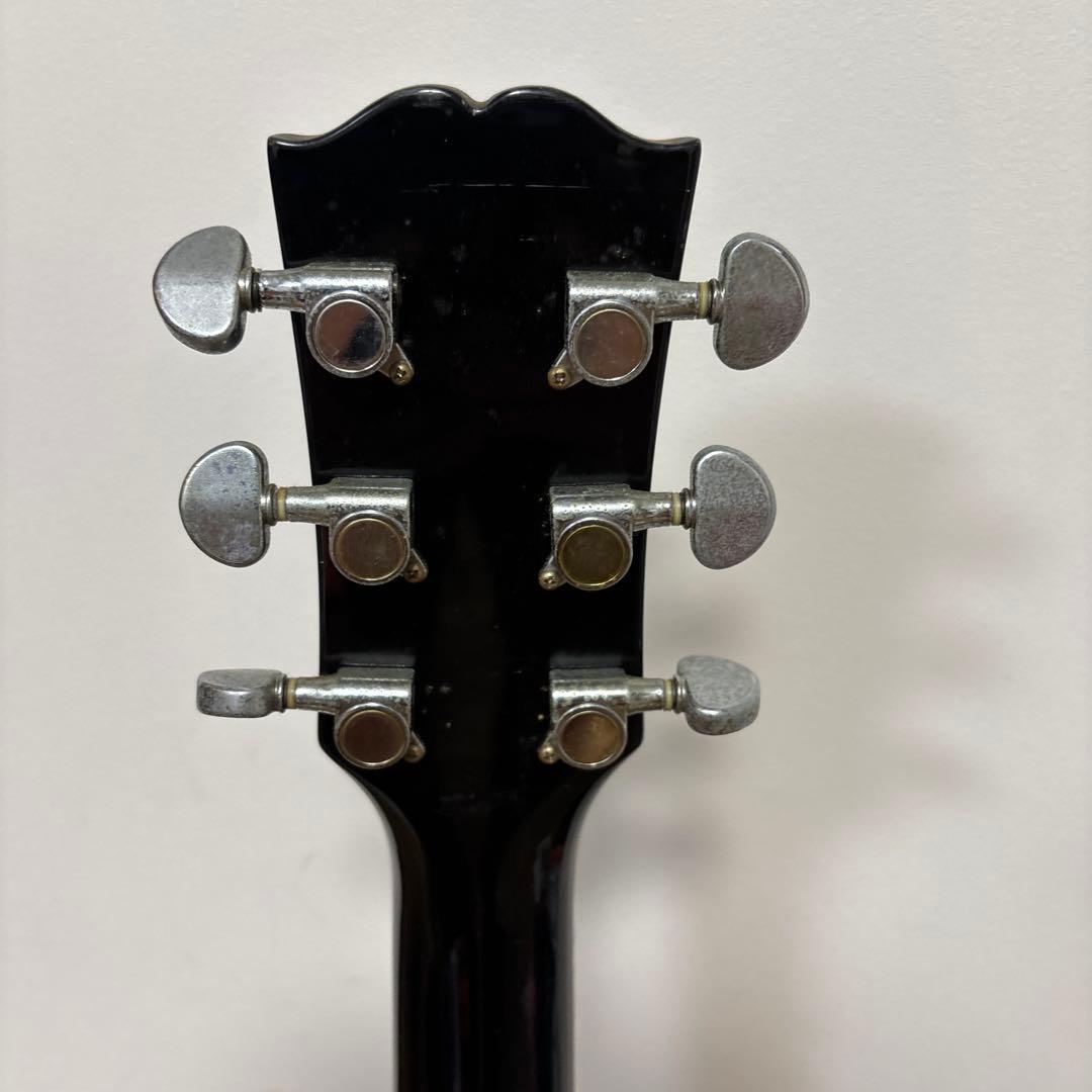 シルバー セミアコースティックギター