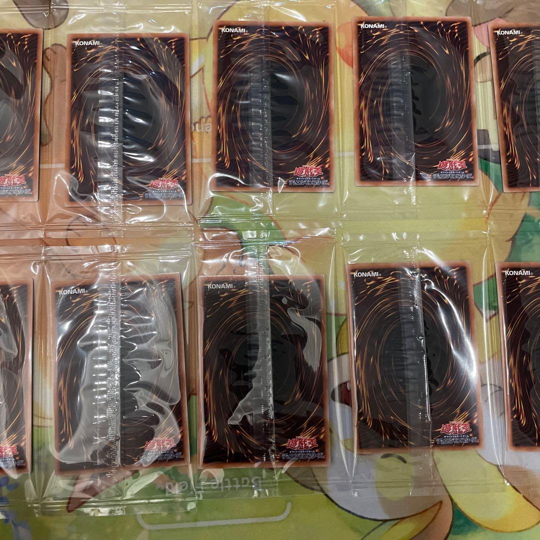 WCS2023 デュエルセット 伝説の白き龍 8枚 伝説の闇の魔導師 8枚