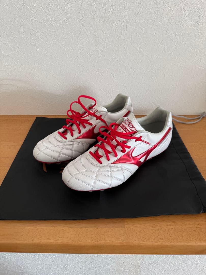 Mizuno サッカーシューズ モレリアII JAPAN AG ホワイト/レッド