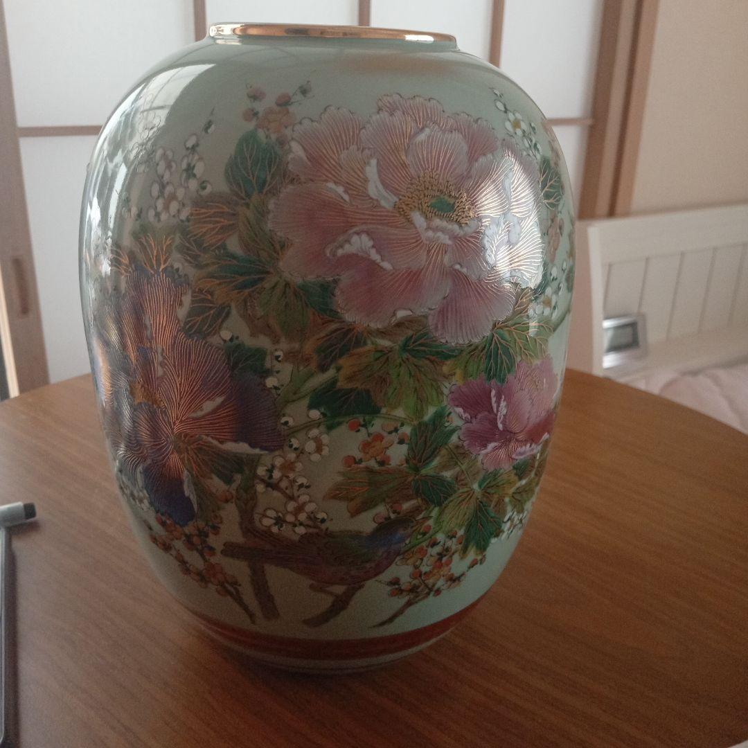 九谷陶彩 牡丹花と鳥の装飾 陶器の花瓶