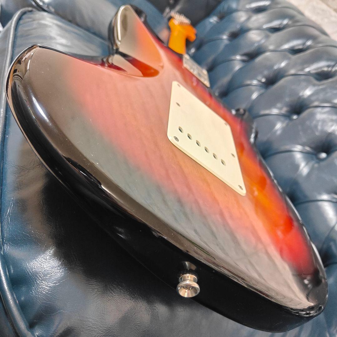 ギター Squier by Fender Classic Vibe '60s Left