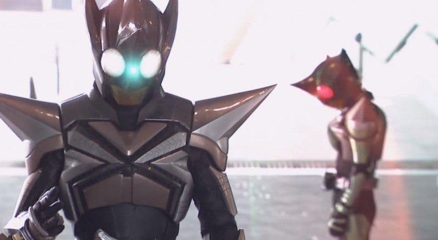 新品● S.H.フィギュアーツ 真骨彫製法 仮面ライダーパンチホッパー 輸送箱有