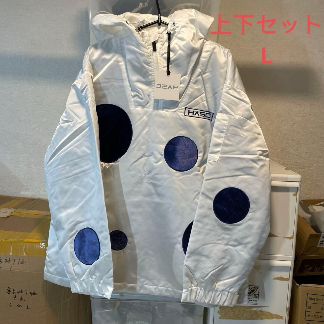 新品未使用 スノボウェア 上下セット L ホワイトドット柄 男女兼用