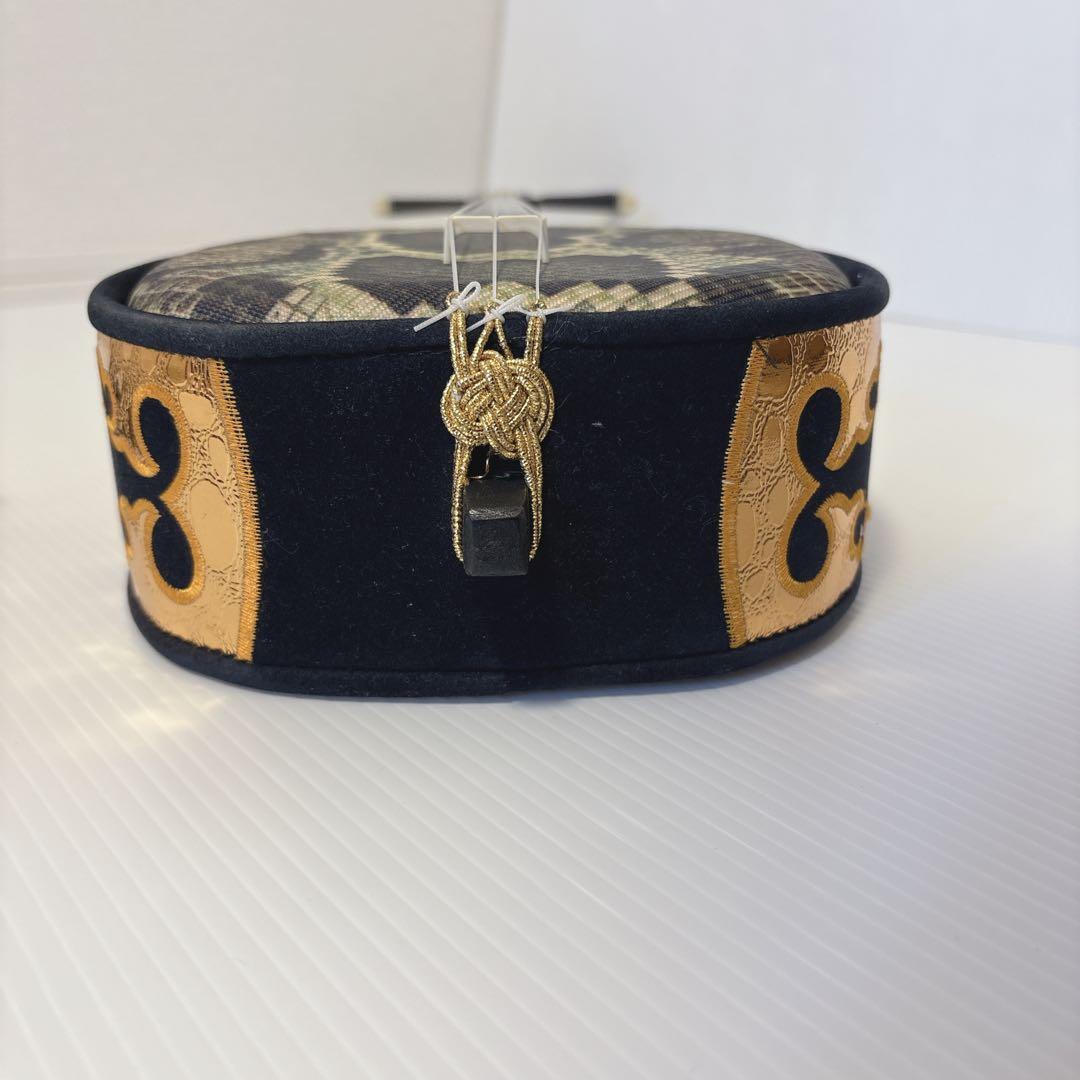 【美品】沖縄三線 三味線 人工革 蛇 ヘビ へび 初心者 入門 民族楽器 弦楽器