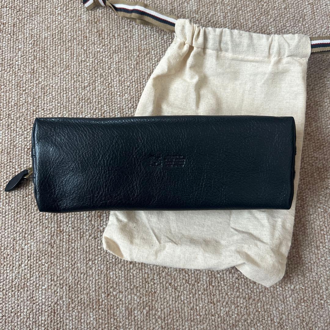 大幅値下げ！IL BISONTE ブラックペンケース 保存袋付き