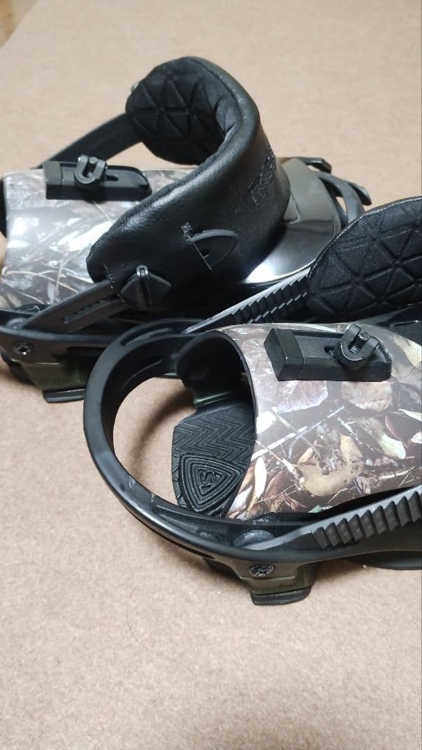 サロモン　トリガー　ビンディング　スノーボード