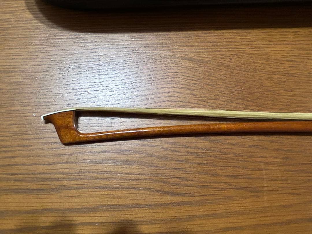 スズキバイオリン3/4 弓、ケース付き