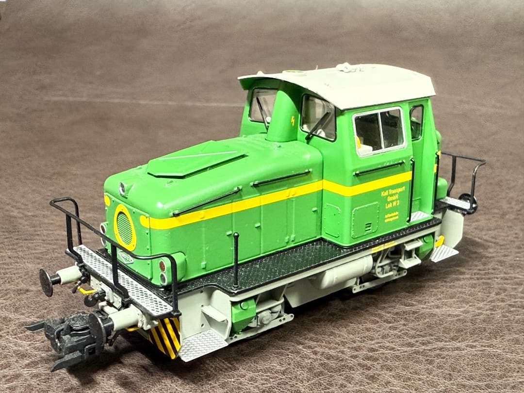 ESU31440　KG230 ディーゼル機関車　AC/DC切替可　ほぼ新品