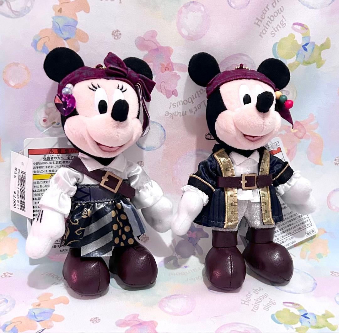 厳選☆ Disneyパイレーツオブカリビアン　ミッキー　ミニー　ぬいぐるみバッジ