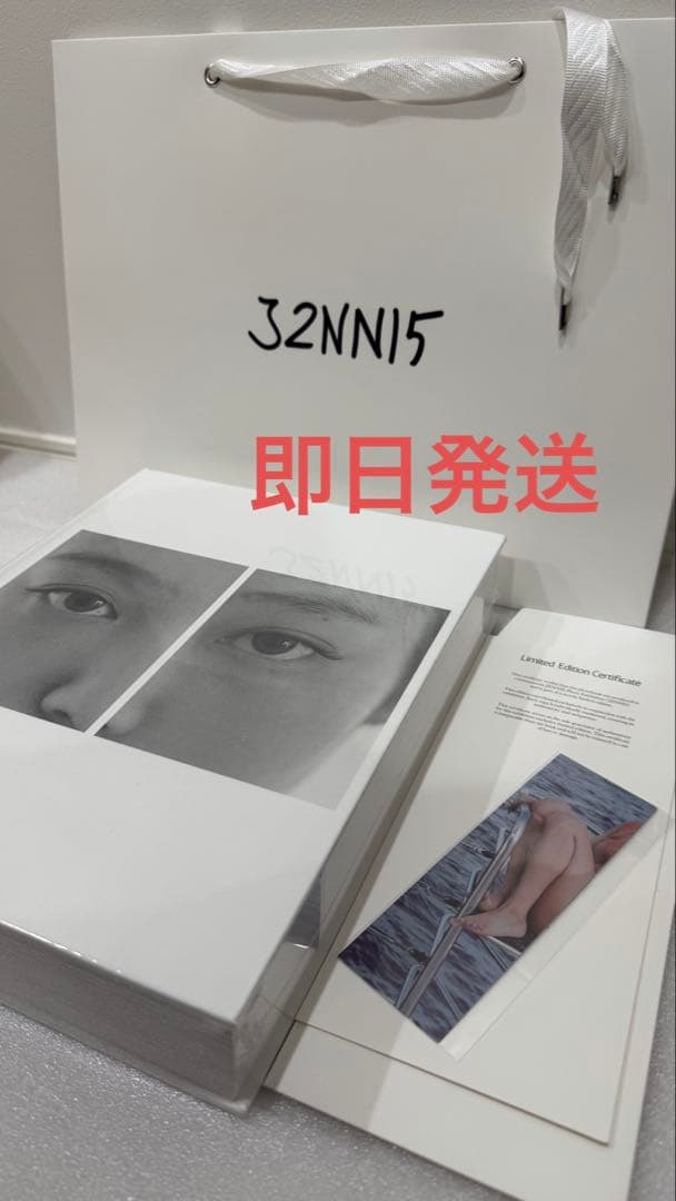 J2NNI5 photobook JENNIE ジェニ　代官山popup限定