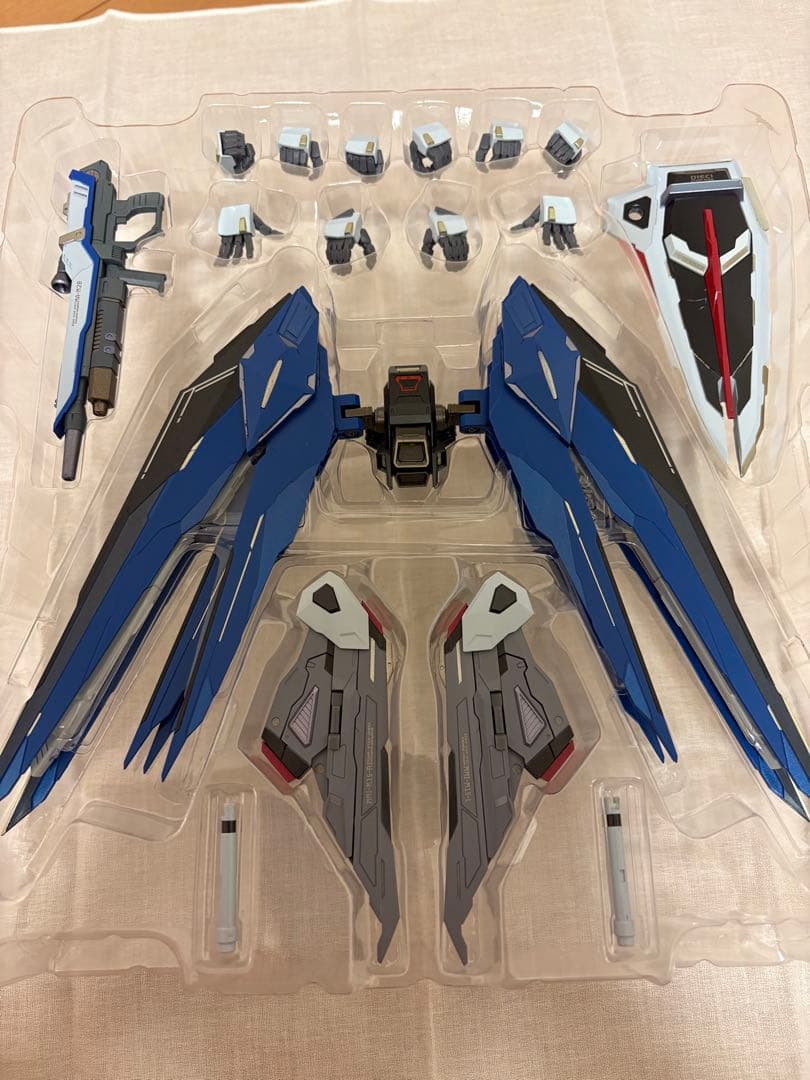 【値下げ】L BUILD フリーダムガンダムCONCEPT2