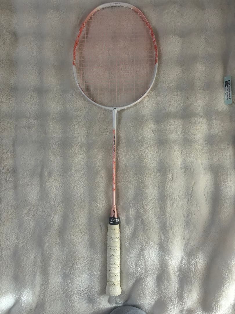 YONEX ナノフレア300バドミントンラケット シャトル・ケース付き