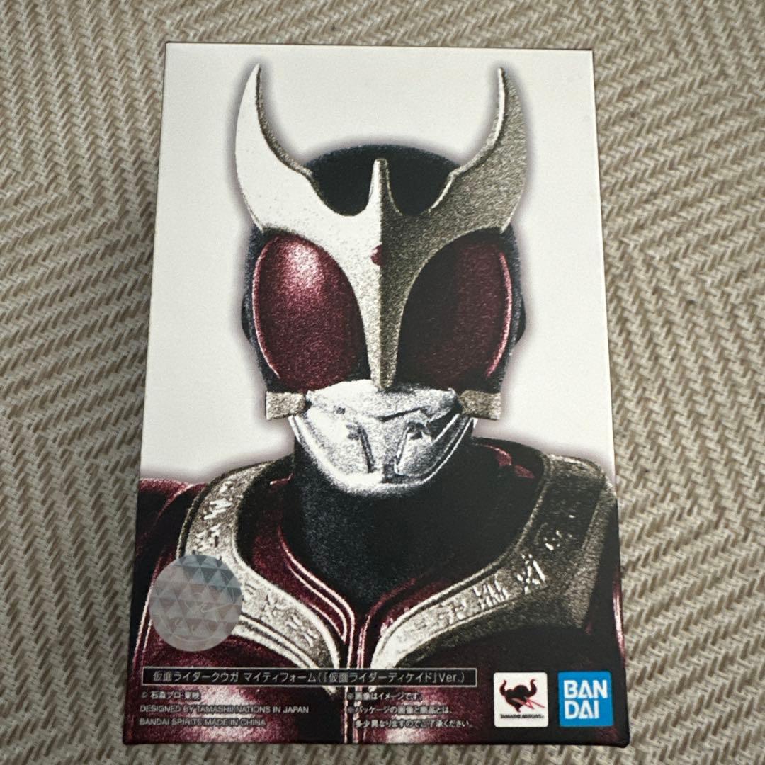 真骨彫　仮面ライダークウガ　マイティフォーム（ディケイドバージョン）