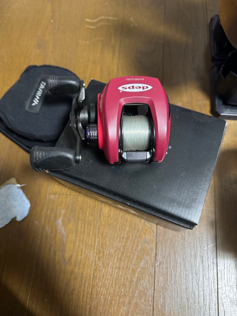 deps Z2020ベイトリール レッド