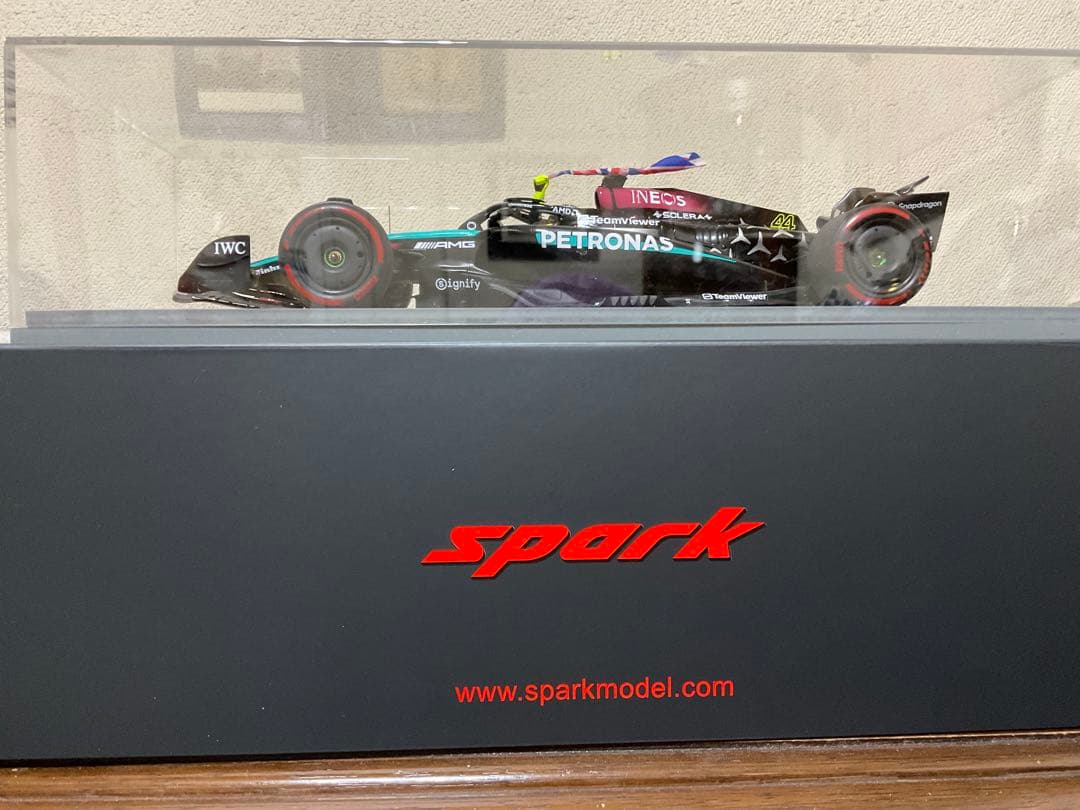 スパーク メルセデス W15 ハミルトン イギリスGP ウィナー 2024