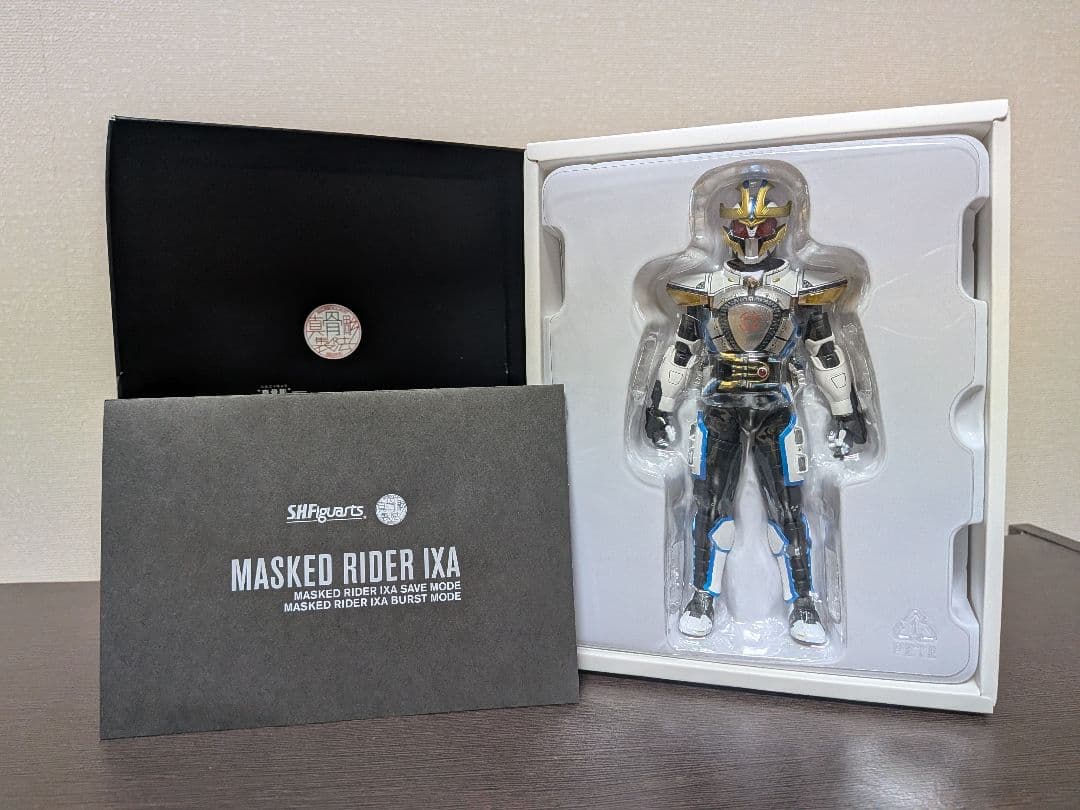 [開封品] S.H.フィギュアーツ 真骨彫製法 仮面ライダーイクサ