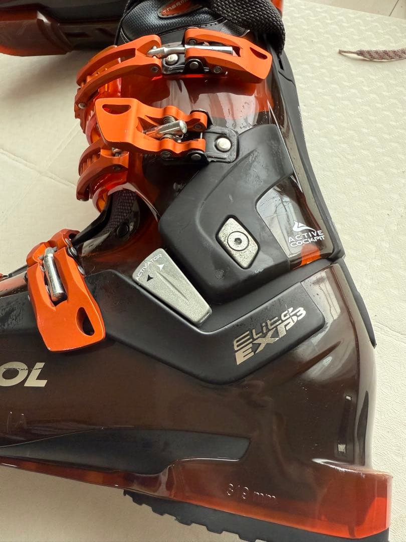 A*L様 ロシニョール スキーブーツ　27.5cm 黒 オレンジ