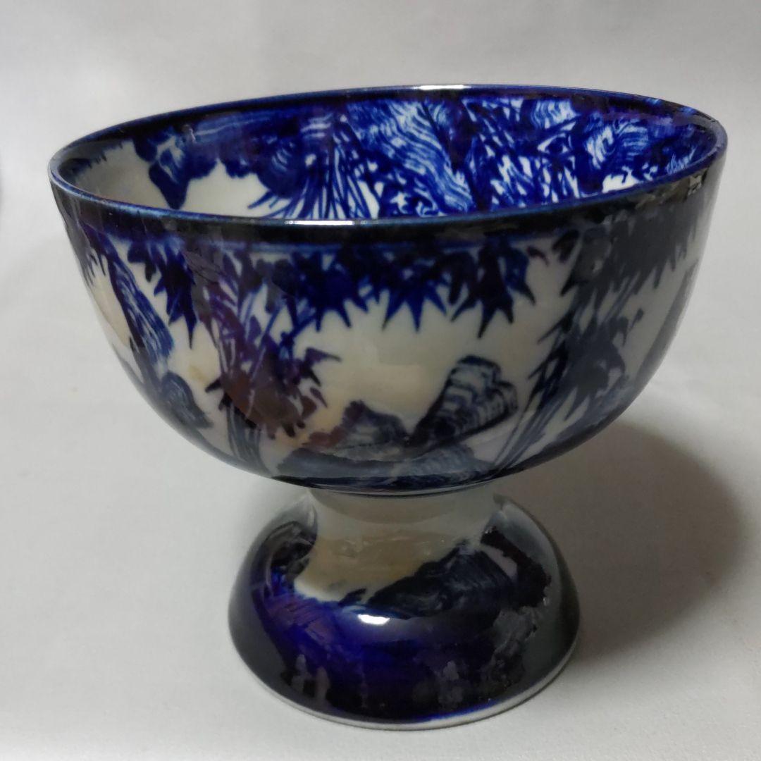 鮮やかな藍が素敵!昔の盃洗
