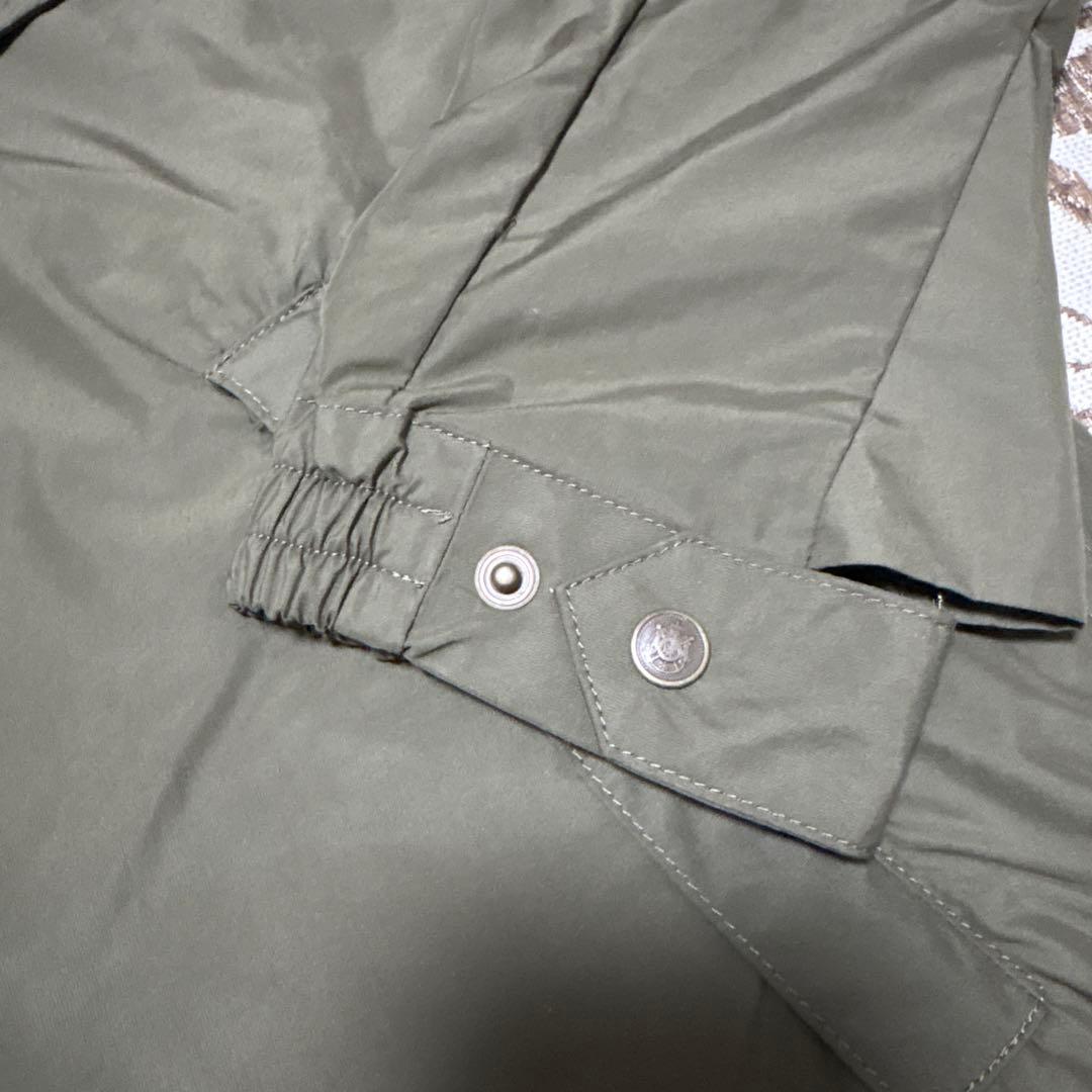 MARK&LONA（マークアンドロナ）オリーブグリーン　プルオーバージャケット