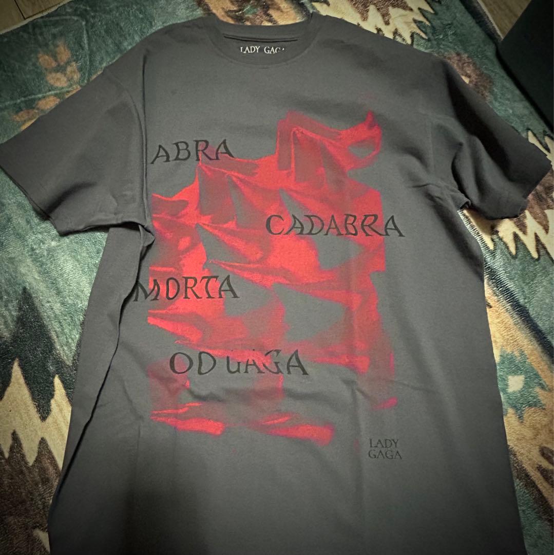 【新品未開封】lady gaga レディーガガ ＴシャツMAYHEM BALL