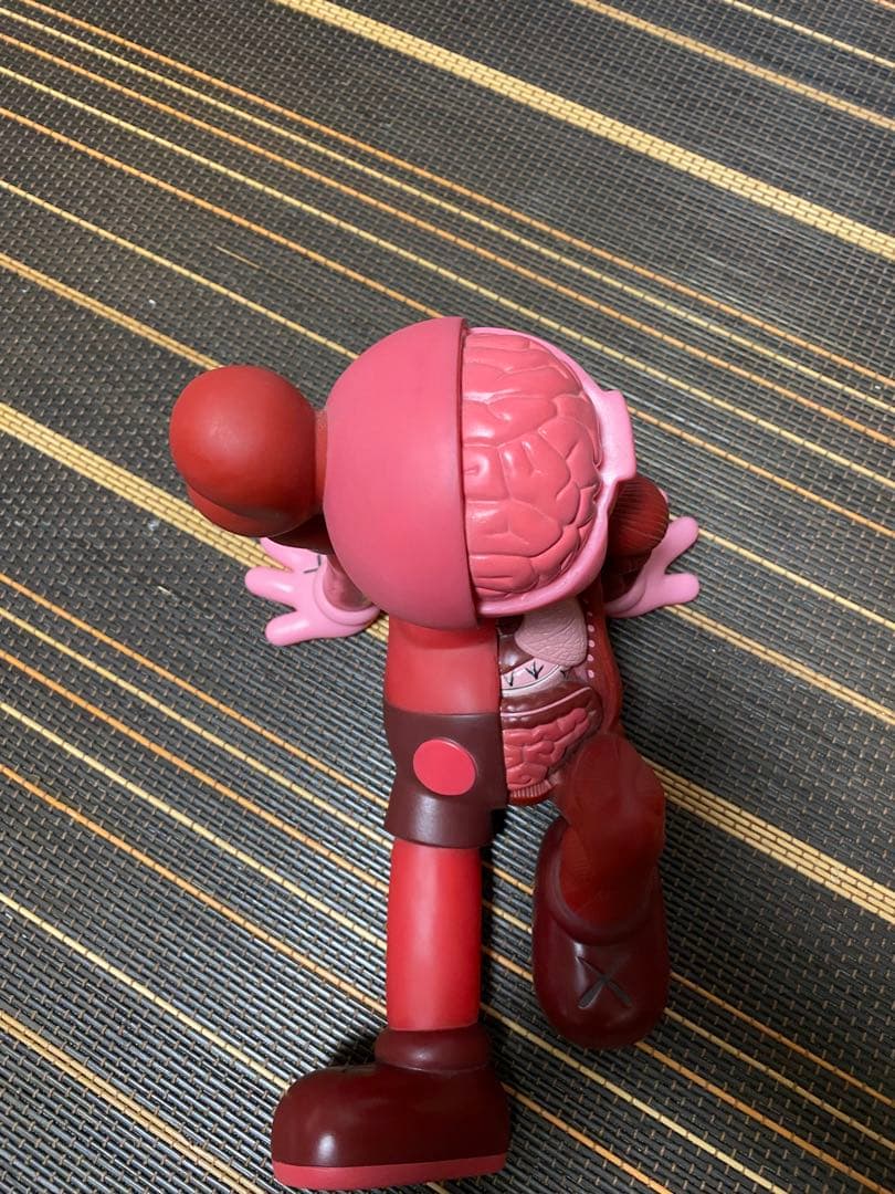 その他 KAWS Resting Place Vinyl Figure