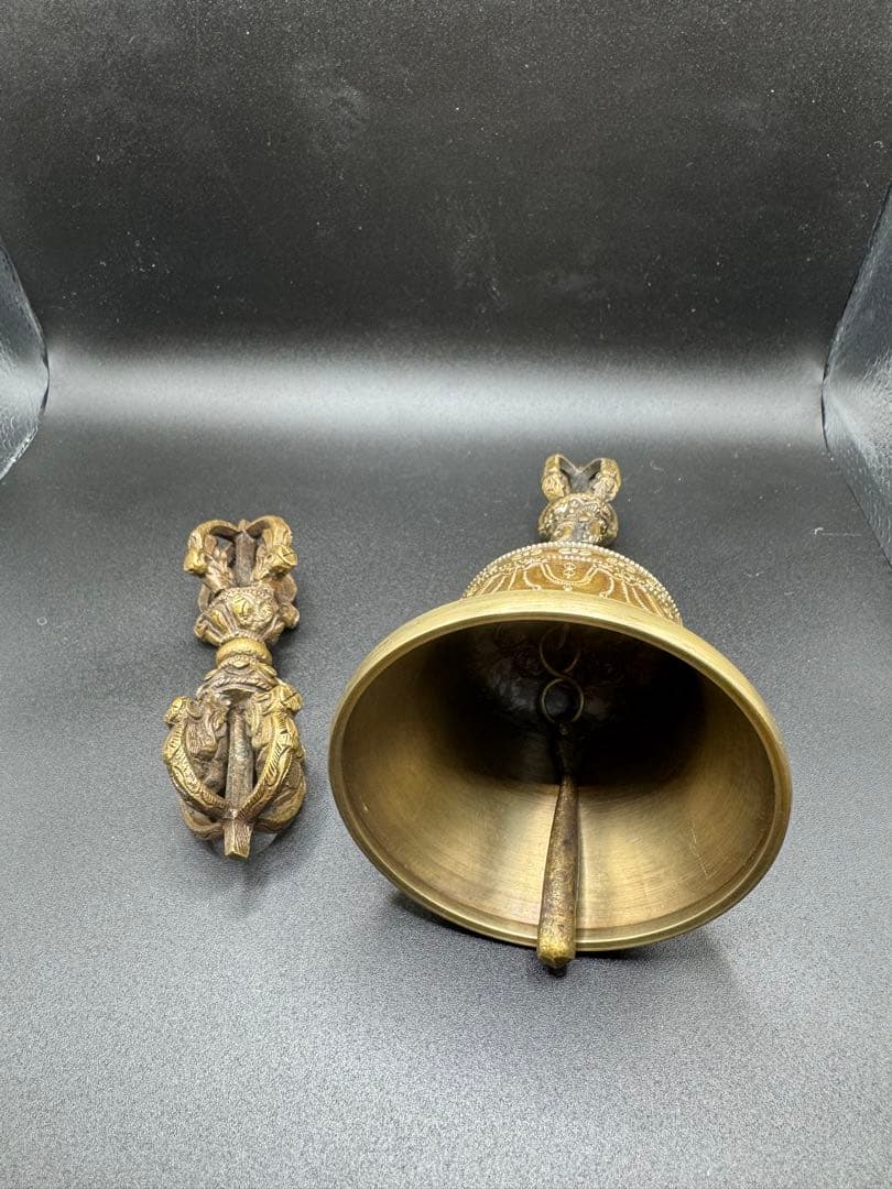 希少 ガンター（金剛鈴）とヴァジュラ（金剛杵）、宝匣セット 仏教美術 密教法具