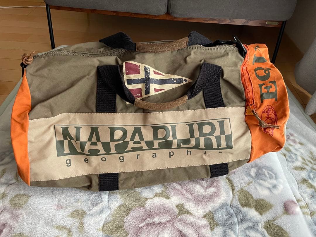 ナパピリ　ボストンバッグ　牛革　約100Ｌ