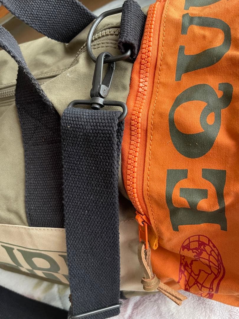 ナパピリ　ボストンバッグ　牛革　約100Ｌ