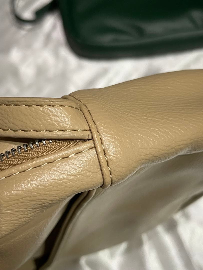 COMFY ショルダーバッグ