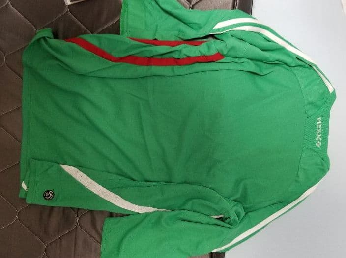 メキシコ代表　ギジェルモ・オチョア　直筆サイン入　サインユニフォーム