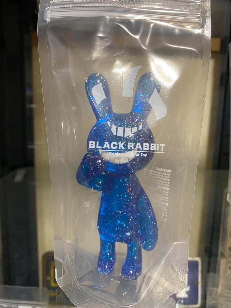 BLACK RABBIT 夜空レインボーラメver レジン入り
