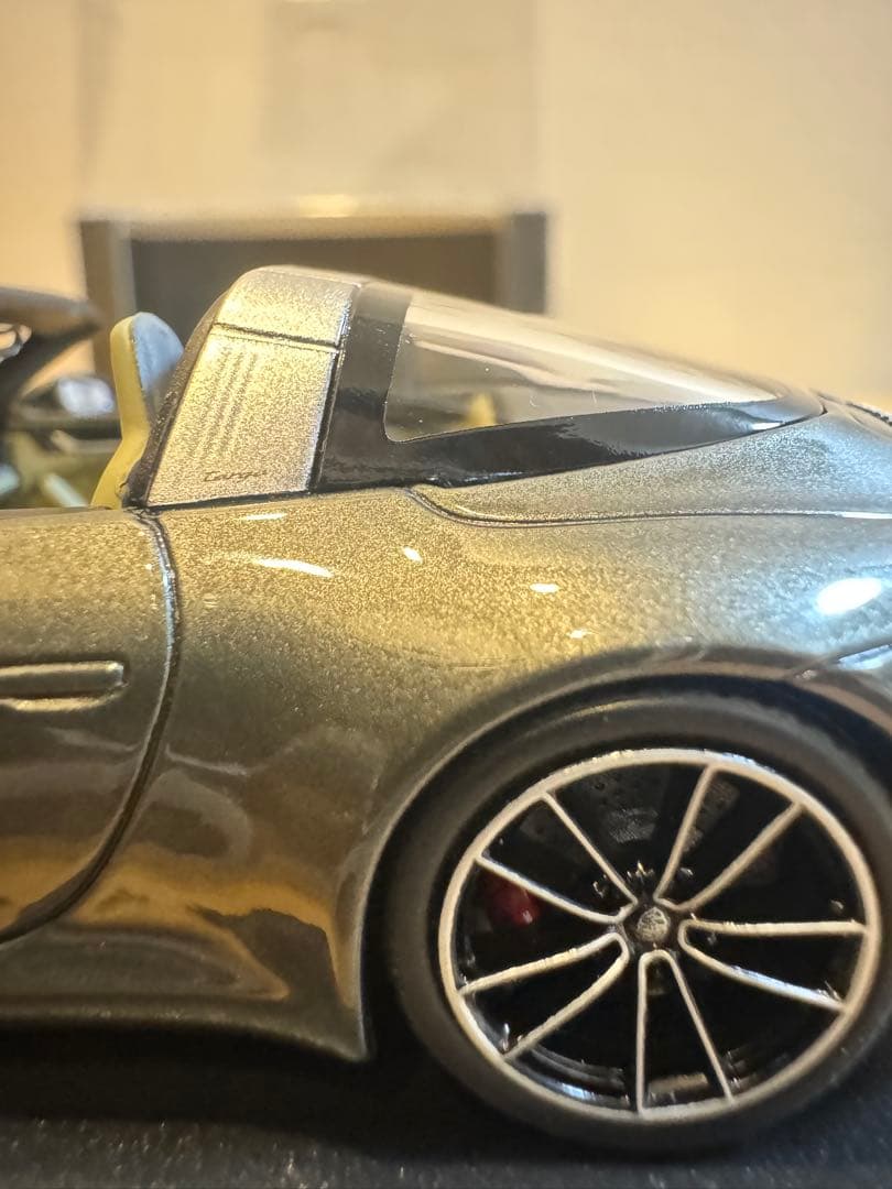 【MINICHAMPS】Porsche911 [992] Targa 4S