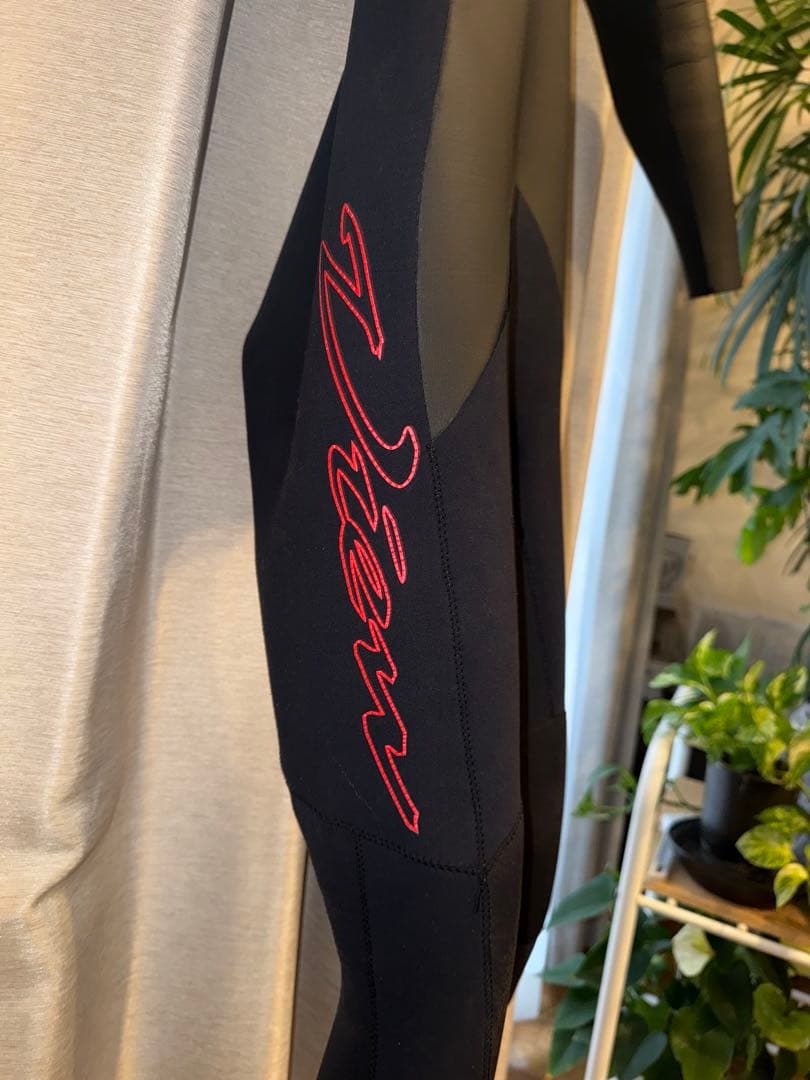 ウェットスーツ　セミドライ　裏起毛