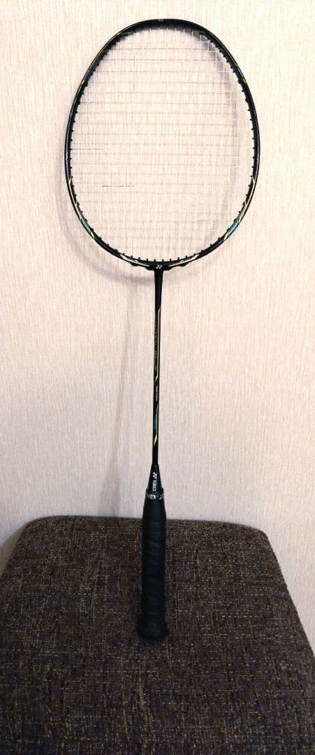 YONEXヨネックス 人気廃盤 バドミントンラケット ナノレイグランツ