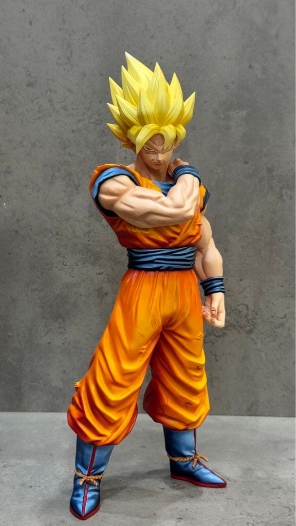 ドラゴンボール孫悟空 スーパサイヤ人 フィギュア頭二つ付き