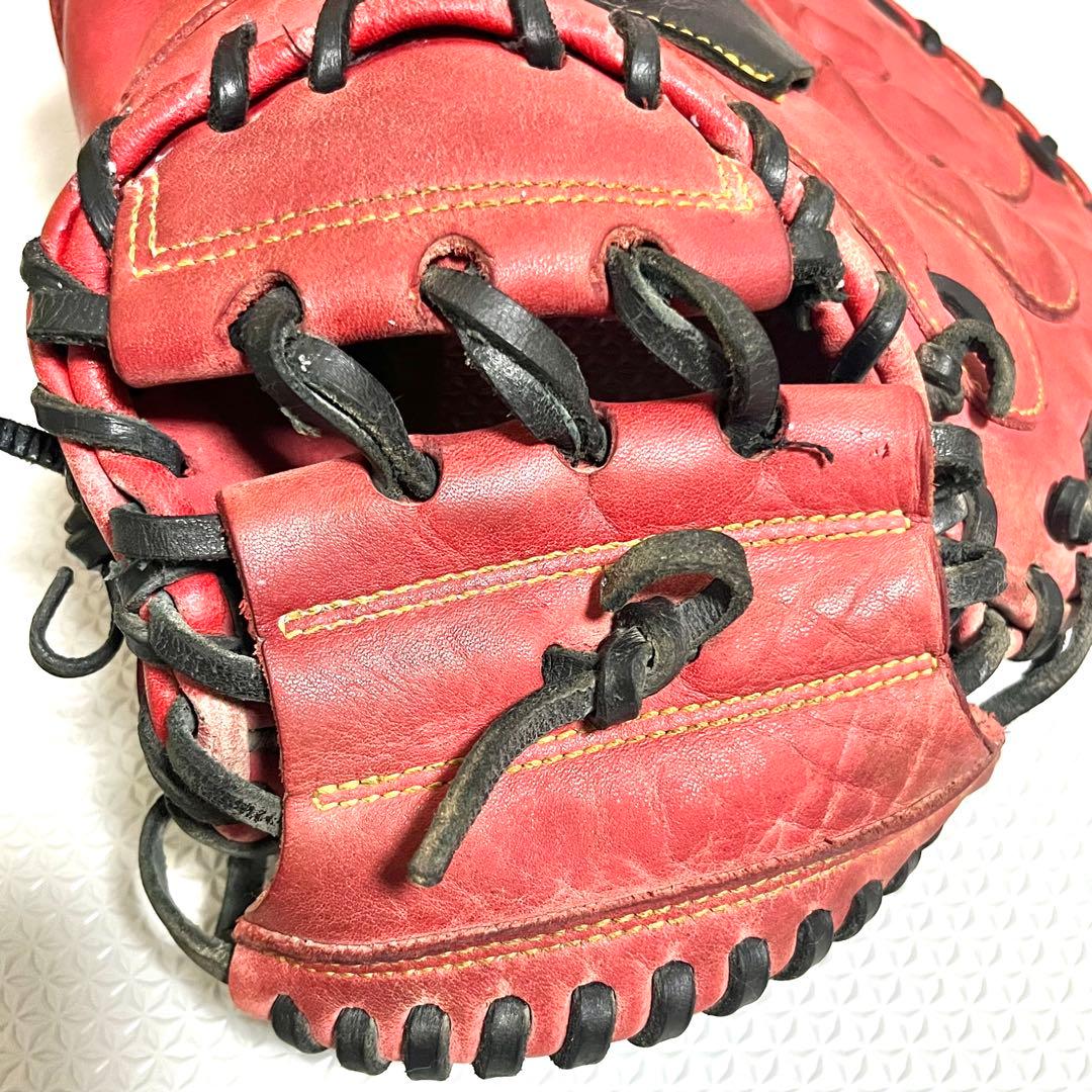 キャッチャーミット　軟式　ハタケヤマ　赤　黒　グローブ　グラブ　相川モデル