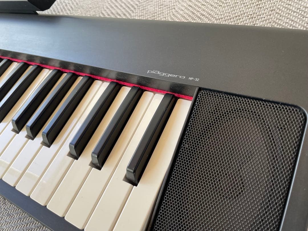 YAMAHA 電子ピアノ　piaggero NP-32 取扱説明書あり