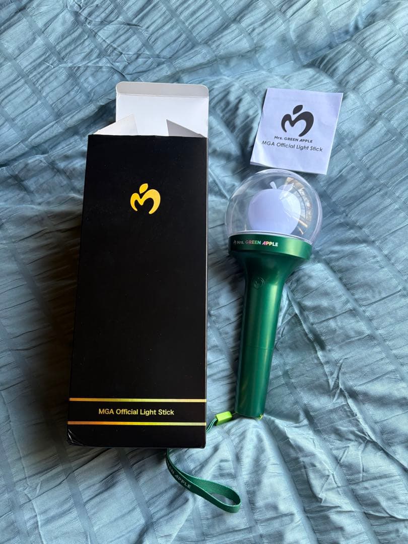 Mrs. GREEN APPLE パーカーとペンライトセット