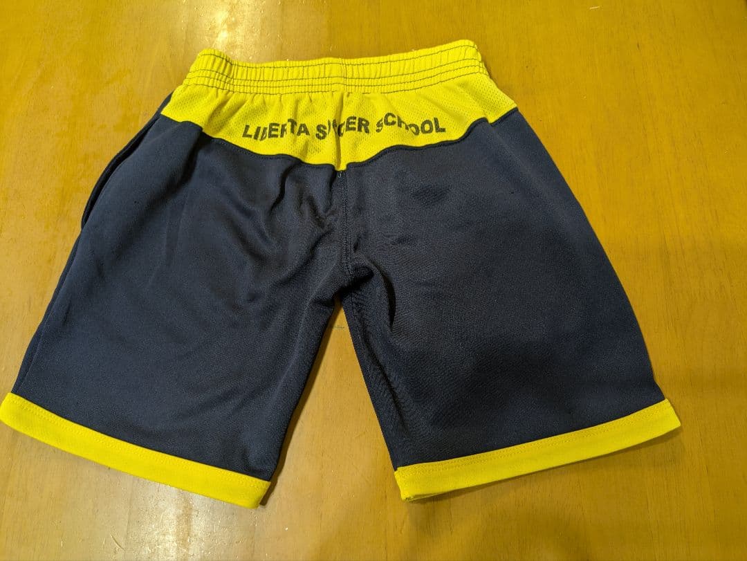 Liberta リベルタスクール115cm ジャージ上下 短パン(紐無し）