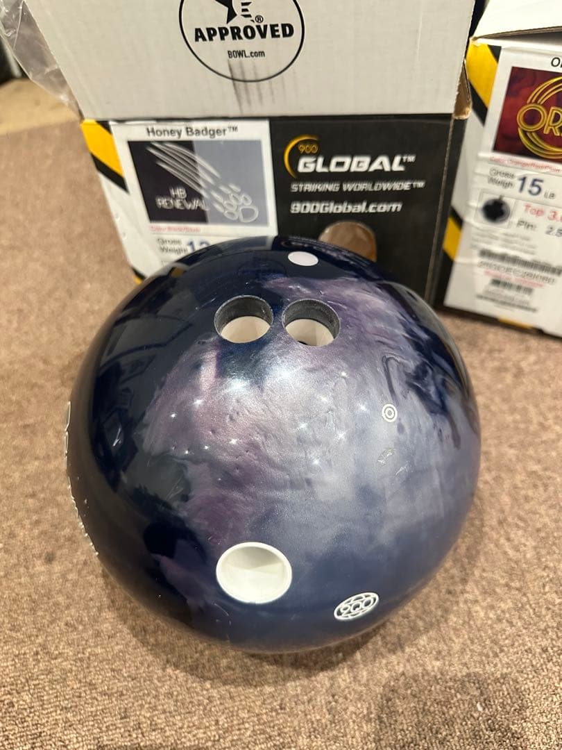 900グローバル　13ポンド　未使用　ボウリングボール　ストーム