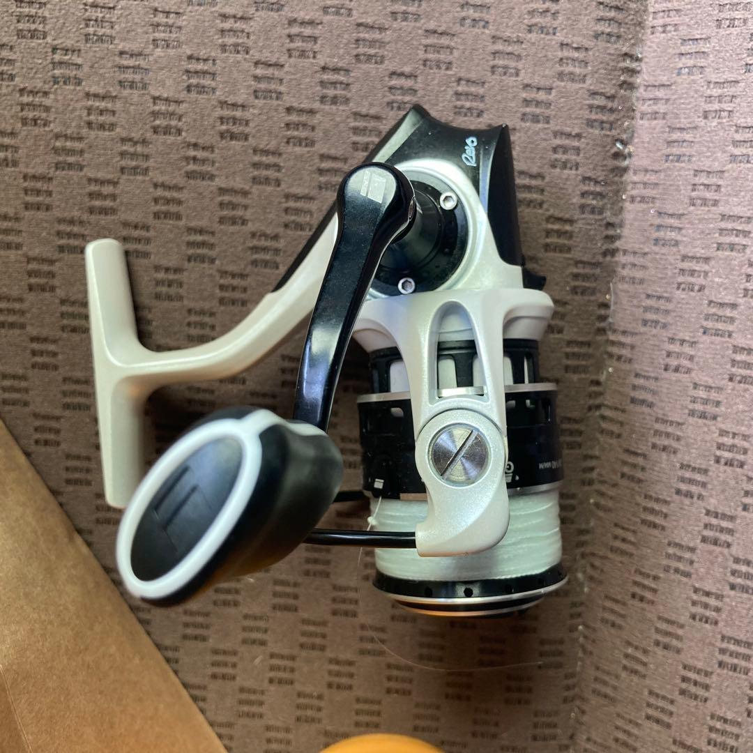 m*o様 Abu Garcia Revo S スピニングリール REVO2S40