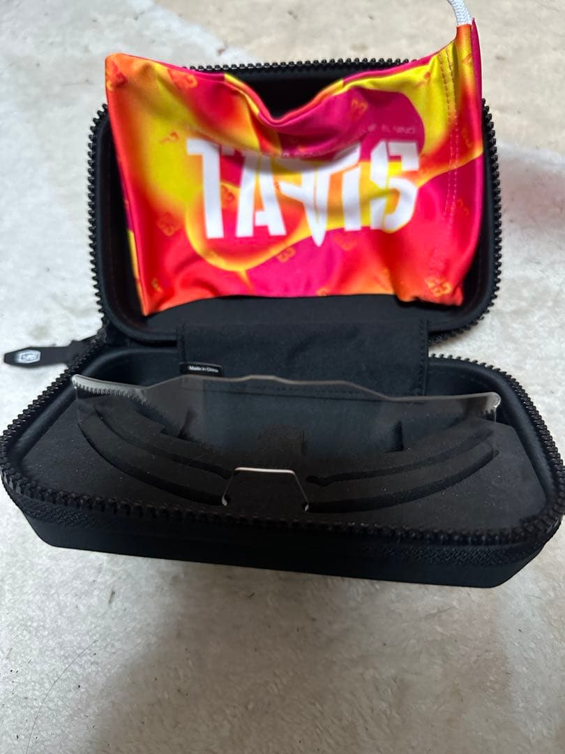 100%タティスJrモデルサングラス　期間限定値下げ中