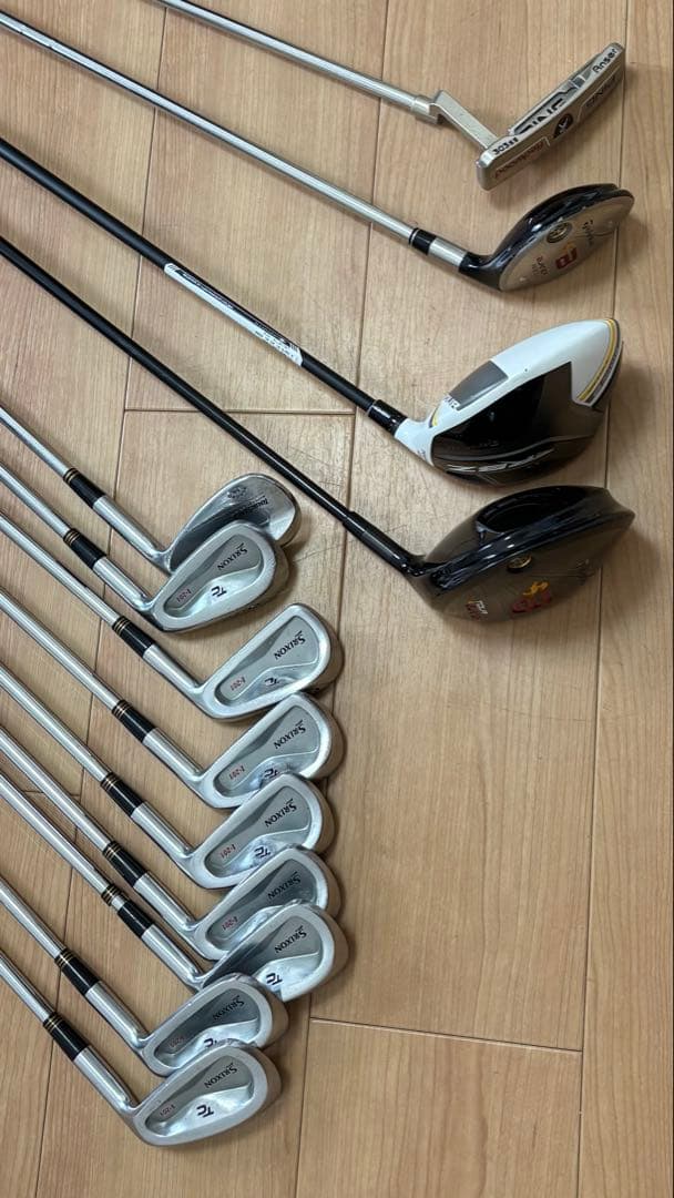 SRIXON ホワイト キャディバッグ　おまけ付き