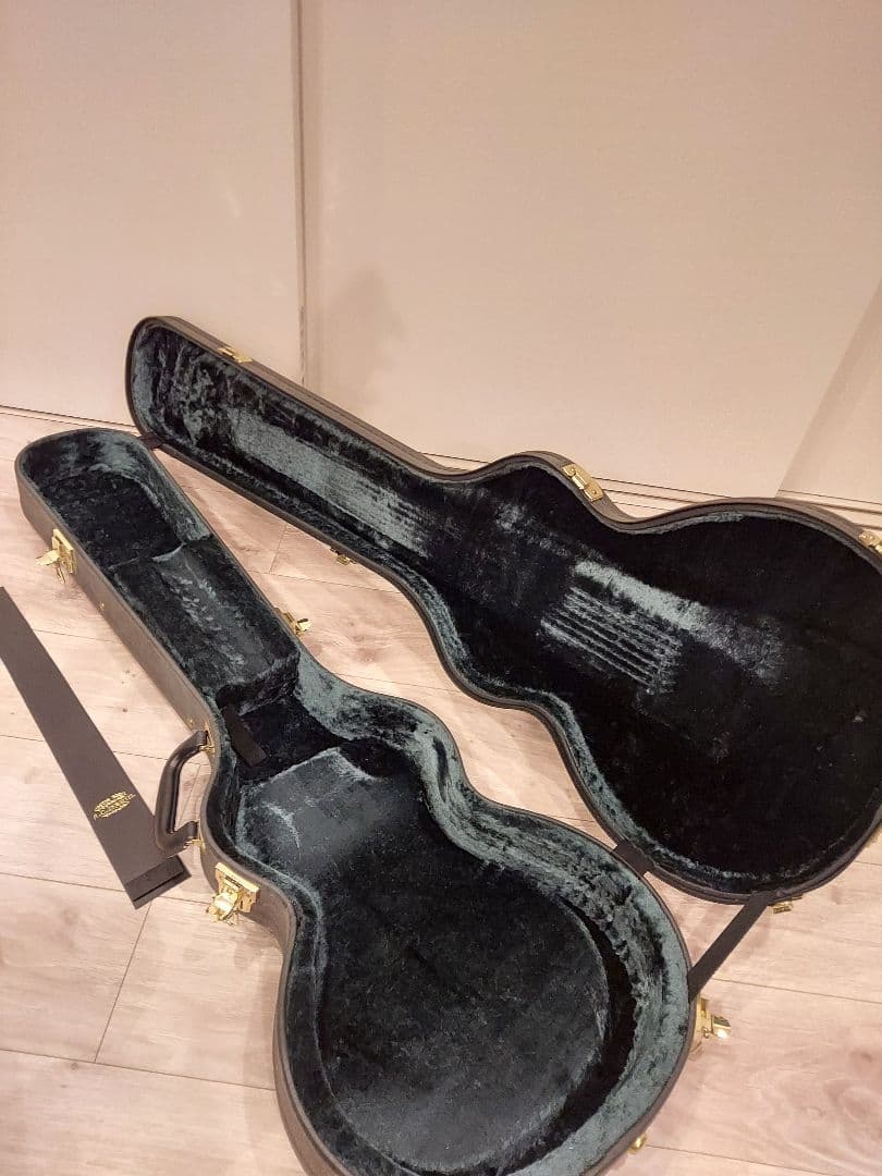 美品　zemaitis A24SU BLACK　エレキギター